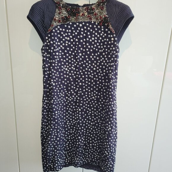 French Connection Silk and Viscose Short Sleeve Studded Dress Size 4 - Picture 2 of 7